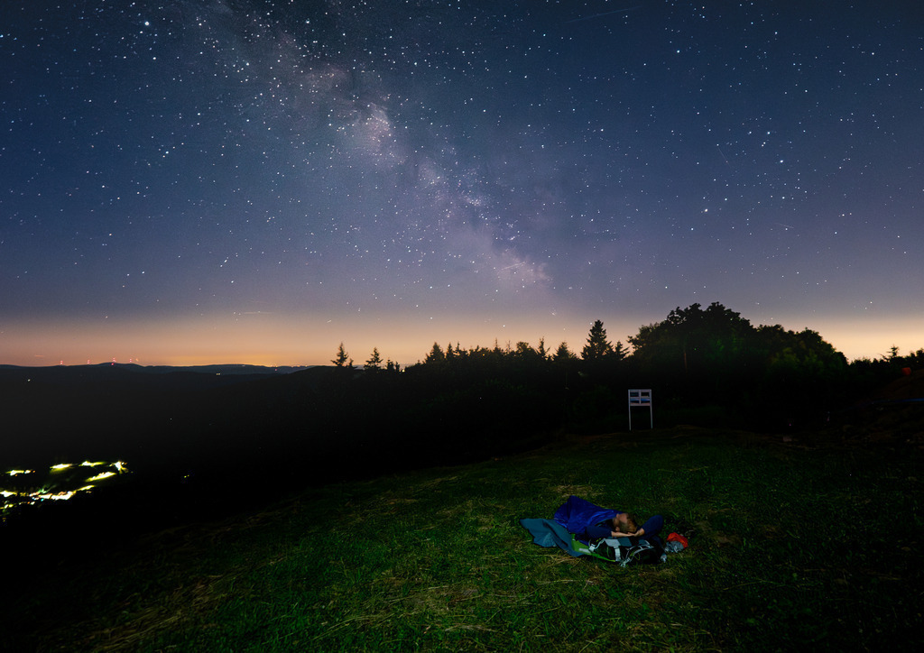 MPI_Nachtaufnahmen_0018 | Milchstraße auf dem Hochblauen Richtung Schweiz - Realisiert mit Pictrs.com