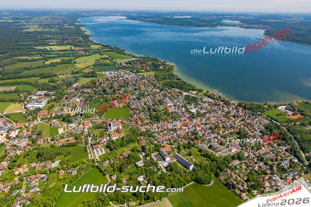 Aktuelles Luftbild von  diessen-am-ammersee - Die Luftaufnahme wurde 2021 mittels UL-Flugzeug erstellt ( keine Drohne ) - hochauflösende Kamera-Systeme von  Canon -Beste Qualität - Für grossformatige Ausdrucke geeignet. Die Geschenkidee !