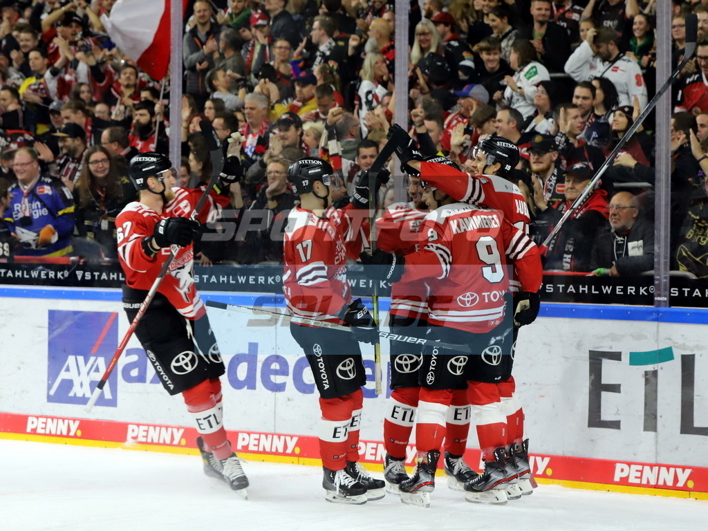 Torjubel Haie | Torjubel Haie - Realisiert mit Pictrs.com