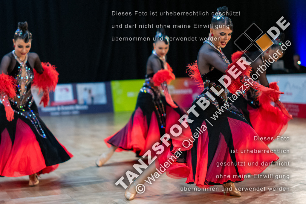 20250118-11845 | Hier finden Sie Tanz Bilder vom Latein und Standard Formationen tanzen. Sportbilder vom Tanzsport. Schöne Fotos und von Weltmeisterschaft, Europameisterschaft, Bundesliga, Regionalliga, Oberliga und Landesliga sowie von GOC Stuttgart, DanceComp, WM Bremen