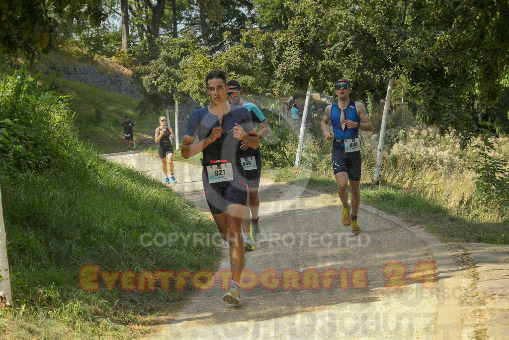 250824_1446_EX1_7493 | Sportfotografie im Rhein-Sieg Kreis, Köln, Bonn, NRW, Rheinland Pfalz, Hessen, etc. Unser Tätigkeitsfeld umfasst den Laufsport vom Volkslauf über den Marathon, Duathlon, Triathon bis zum Ultralauf wie Kölnpfad Ultra oder Schindertrail.