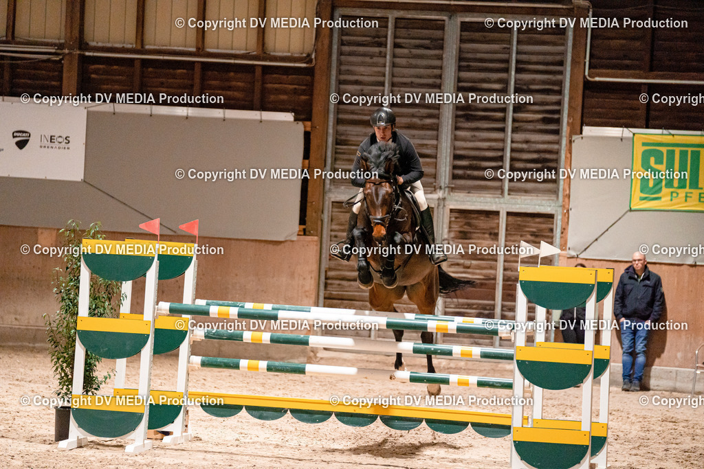 Springen Tag 1-926 | dv-media-shop - Realisiert mit Pictrs.com