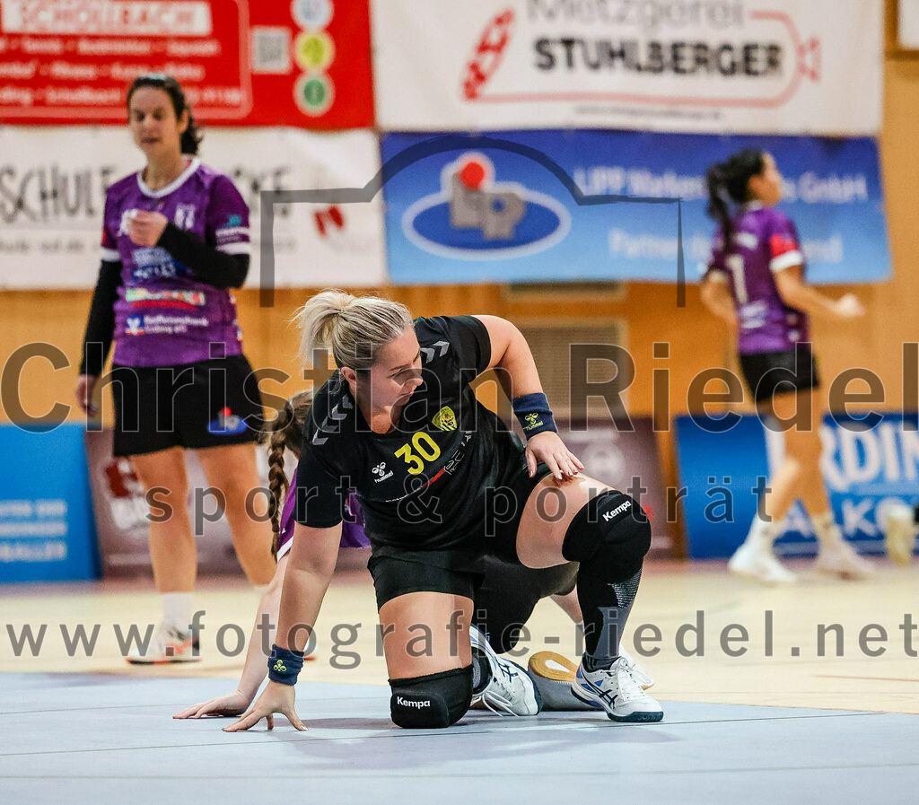 2023-12-17_006_SpVgg_Altenerding_II_gegen_HF_Scheyern | Erding, Deutschland, 17.12.2023:
Handball, Bezirksliga Frauen Altbayern 2023 / 2024, 9. Spieltag, SpVgg Altenerding II gegen HF Scheyern, Endergebnis: 22:26

Amalia Moldovan (HF Scheyern, #30)

Foto: Christian Riedel / fotografie-riedel.net