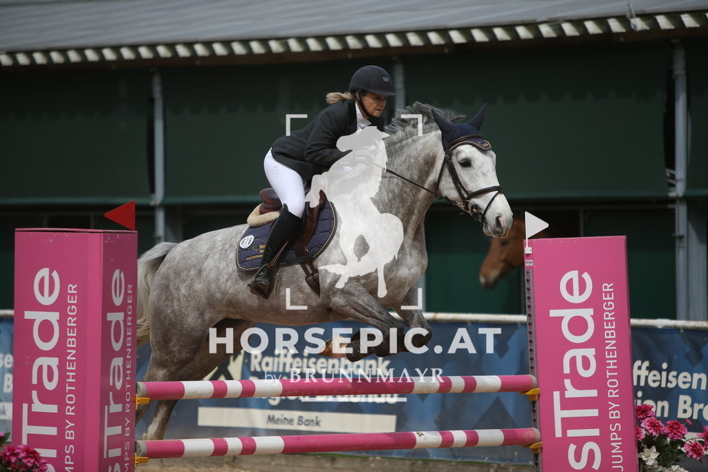 PP017186 | Willkommen bei Brunnmayr - Design & Fotografie – Ihrem Spezialisten für Reitturniere und Pferdeveranstaltungen in Oberösterreich, Salzburg und Bayern! Seit über 17 Jahren sind wir leidenschaftlich dabei.