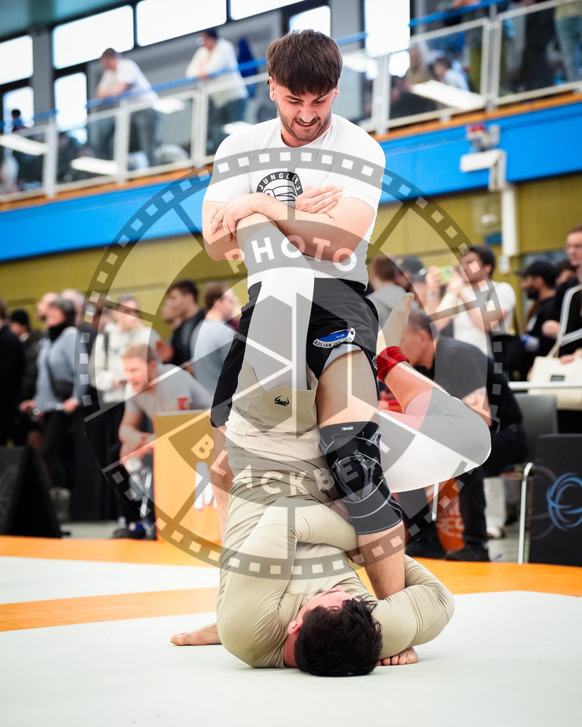 20260221PBB2515 | Photoblackbelt is martial arts photography and more. 
Reportage, sport, action.