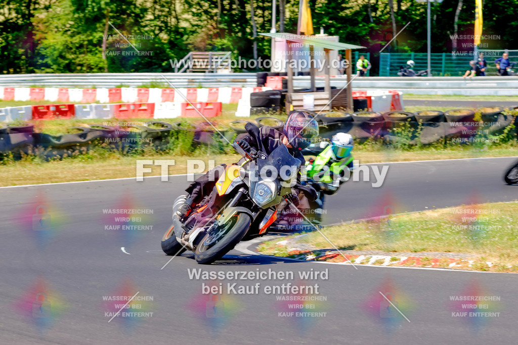 _MOT9332 | Hier findet Ihr Bilder von Touristenfahrten auf der Nürburgring Nordschleife oder von anderen Veranstaltungen die ich besucht habe. Viel Spass beim Durch Schauen 