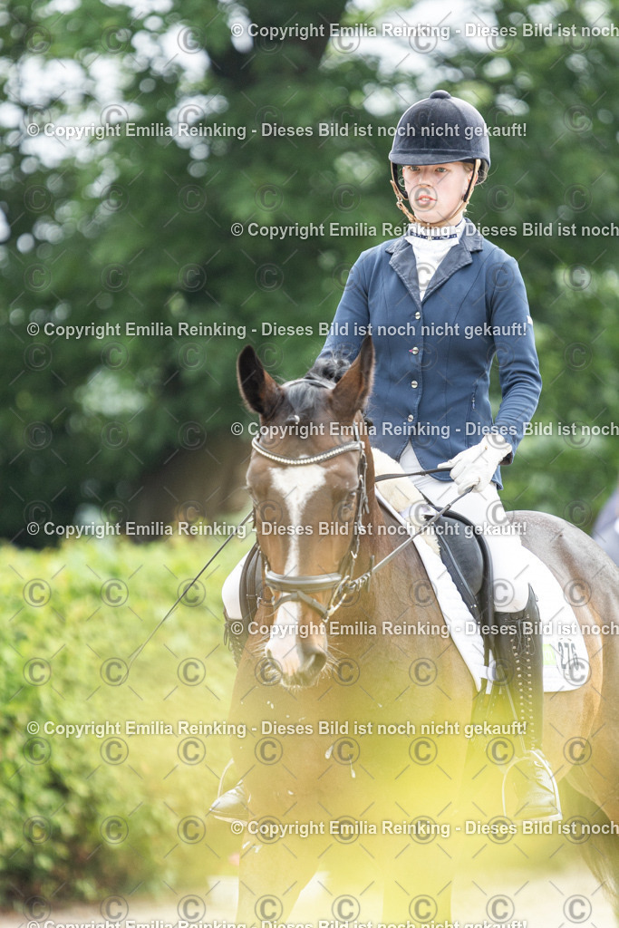 CL5A3195 | Emilia Reinking Fotografie - Realisiert mit Pictrs.com