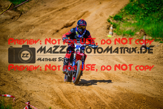 MaZZes_FotoMatrix_240512_6021986_1824 | S2