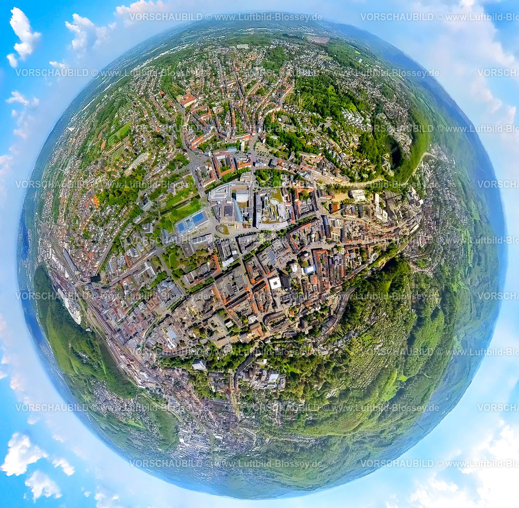 Hagen230520048Zentrum | Luftbild, Zentrum mit Einkaufszentrum, Friedrich-Ebert-Platz, Volme Galerie und Rathaus Galerie, Erdkugel, Fisheye Aufnahme, Fischaugen Aufnahme, 360 Grad Aufnahme, Mittelstadt, Hagen, Sauerland, Nordrhein-Westfalen, Deutschland