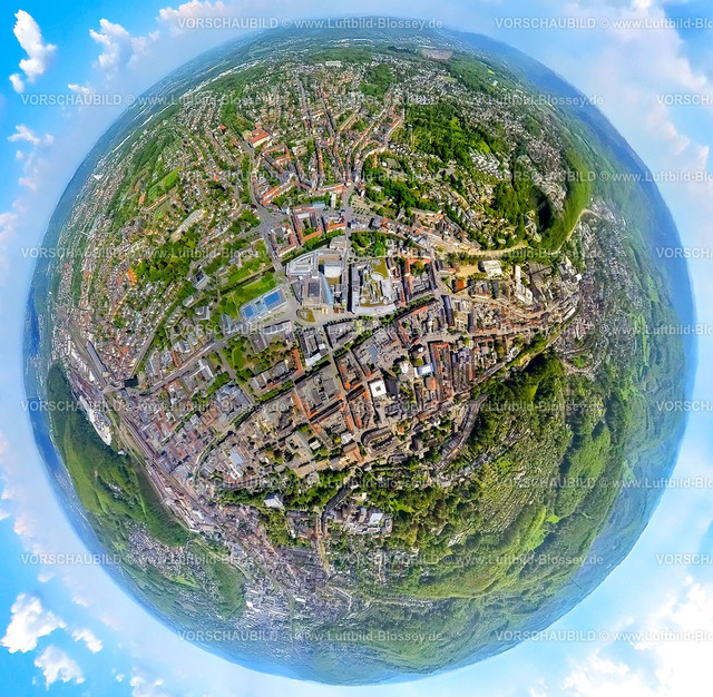 Hagen230520048Zentrum | Luftbild, Zentrum mit Einkaufszentrum, Friedrich-Ebert-Platz, Volme Galerie und Rathaus Galerie, Erdkugel, Fisheye Aufnahme, Fischaugen Aufnahme, 360 Grad Aufnahme, Mittelstadt, Hagen, Sauerland, Nordrhein-Westfalen, Deutschland