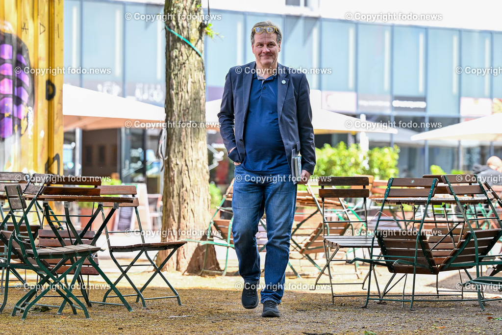 Golli Marboe_ VsUM_ 22.05.2024-2 | 22.05.2024, Linz, AUT, VsUM, Verein zur Foerderung eines selbstbestimmten Umgangs mit Medien, im Bild Golli Marboe (Obmann VsUM)