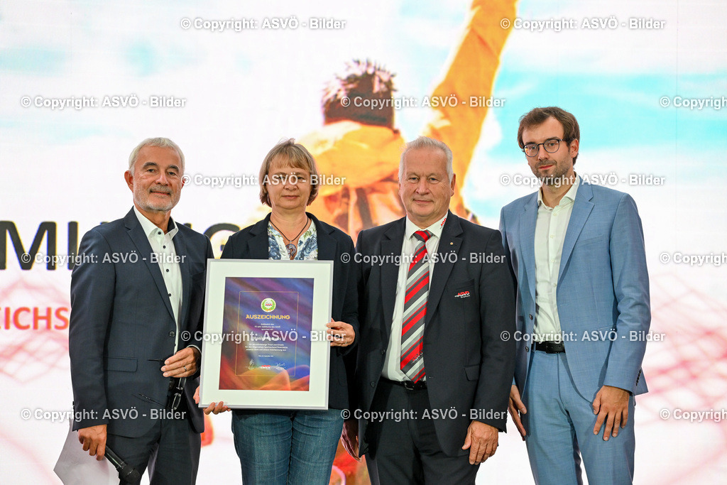 ASVÖ_ Jubiläumsabend und Generalversammlung 2024_ 28.09.2024-193 | 28.09.2024, Aigen im Ennstal, AUT, ASVÖ, Jubiläumsabend und Generalversammlung 2024 im Imlauer Hotel Schloss Pichlarn©ASVÖ / Harald Dostal  - Realisiert mit Pictrs.com