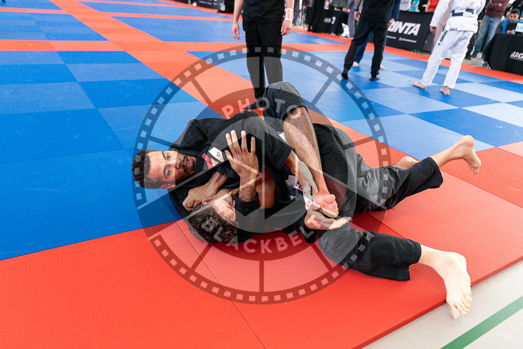20250510PBB1707 | Athletes compete during the JJLG Berlin Open Jiu-Jitsu Championship on May 10, 2025 in Berlin, Germany. © Chiara Dazi / photoblackbelt