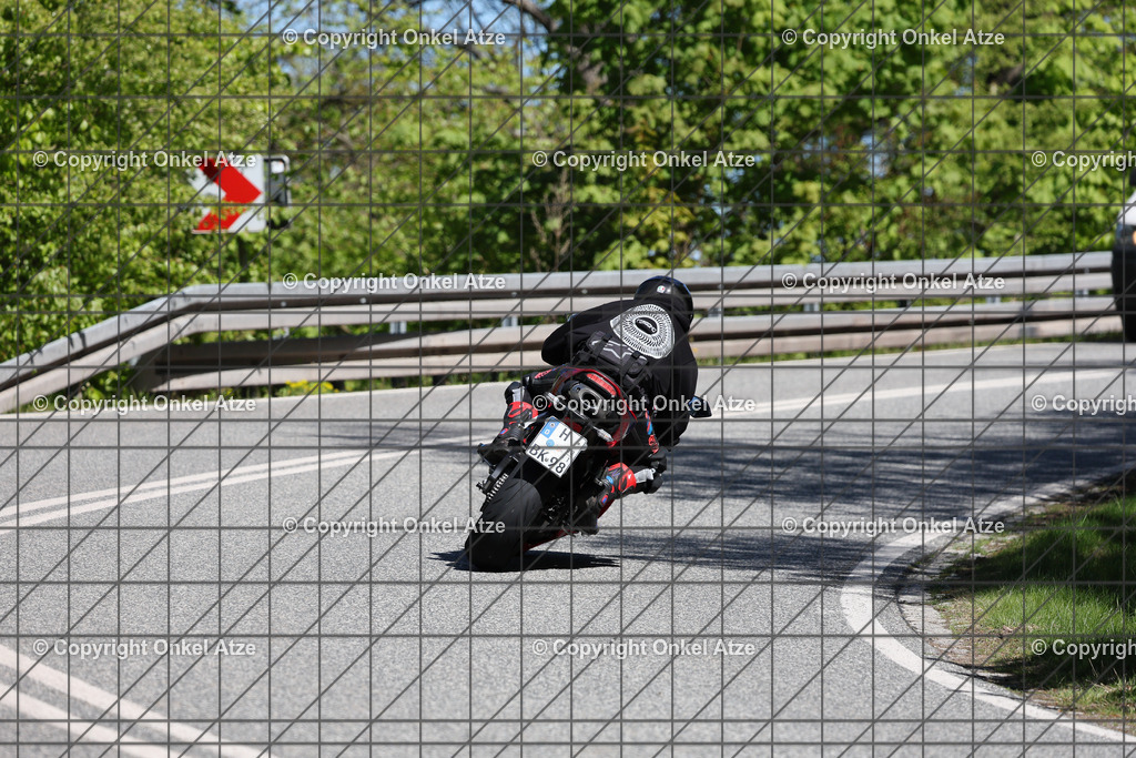 IMG_0006 | Fotograf am Kyffhäuser. Onkel Atze. Kyffhäuser Rennstrecke. Café36. Motorsportfotografie. - Realisiert mit Pictrs.com