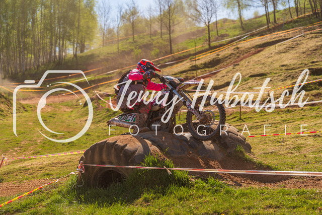 JHF.ECHT.4h.Samstag1245 | jennyhubatsch-endurofotografie