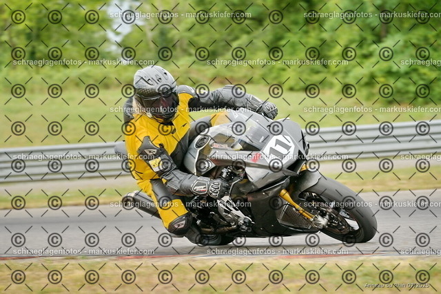 25bt05-0007 | markuskiefer.com - Realisiert mit Pictrs.com