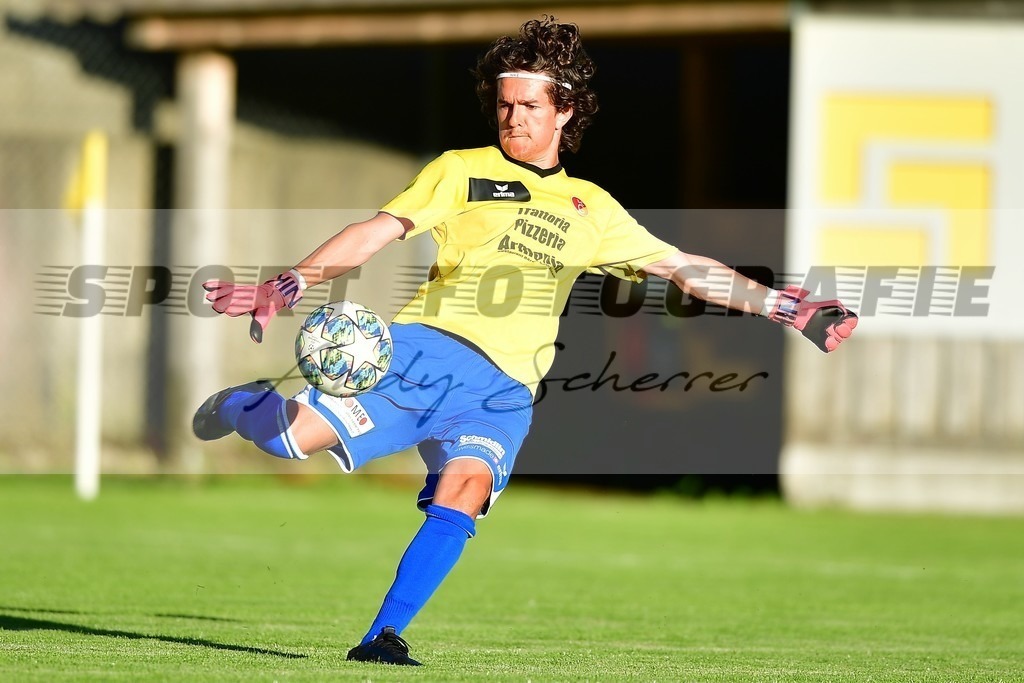 aDSC_2612 | Kaufen Sie Sportbilder im Onlineshop von Andy Scherrer Sportfotografie. Faszinierende Bilder von Sportevents aus der ganzen Schweiz. Fussball, Frauenfussball, Unihockey, Handball, Schwingen und weiteren Sportarten. - Realisiert mit Pictrs.com