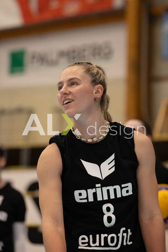 Volleyball I Frauen I Saison 2025-2026 I Volleyball NLA | Women I 1/2 Finals I  VC Kanti Schaffhausen - Sm'Aesch Pfeffingen I 07.03.2026 | 8 Lina-Marie Lieb (DE) (VC Kanti Schaffhausen) – Aussen - Realisiert mit Pictrs.com