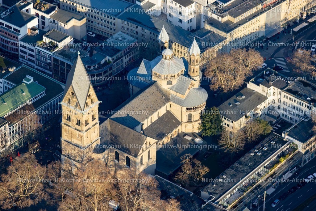 Luftbilder St. Aposteln Köln -7947 | Luftbildfotografie Kirchengebäude der St. Aposteln am Neumarkt in Köln im Bundesland Nordrhein-Westfalen - NRW - Realisiert mit Pictrs.com