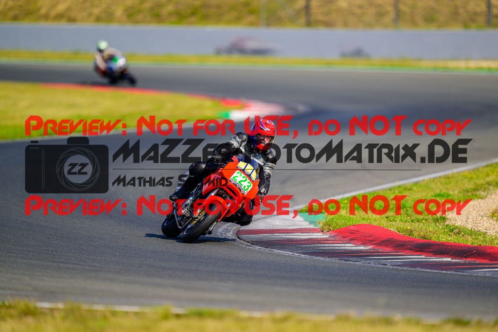 MaZZes_FotoMatrix_240725_6007705_8921 | GRUEN