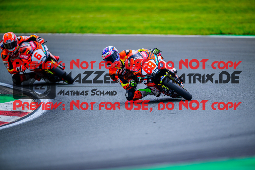 MaZZes_FotoMatrix_240531_6007705_2122 | SSP300