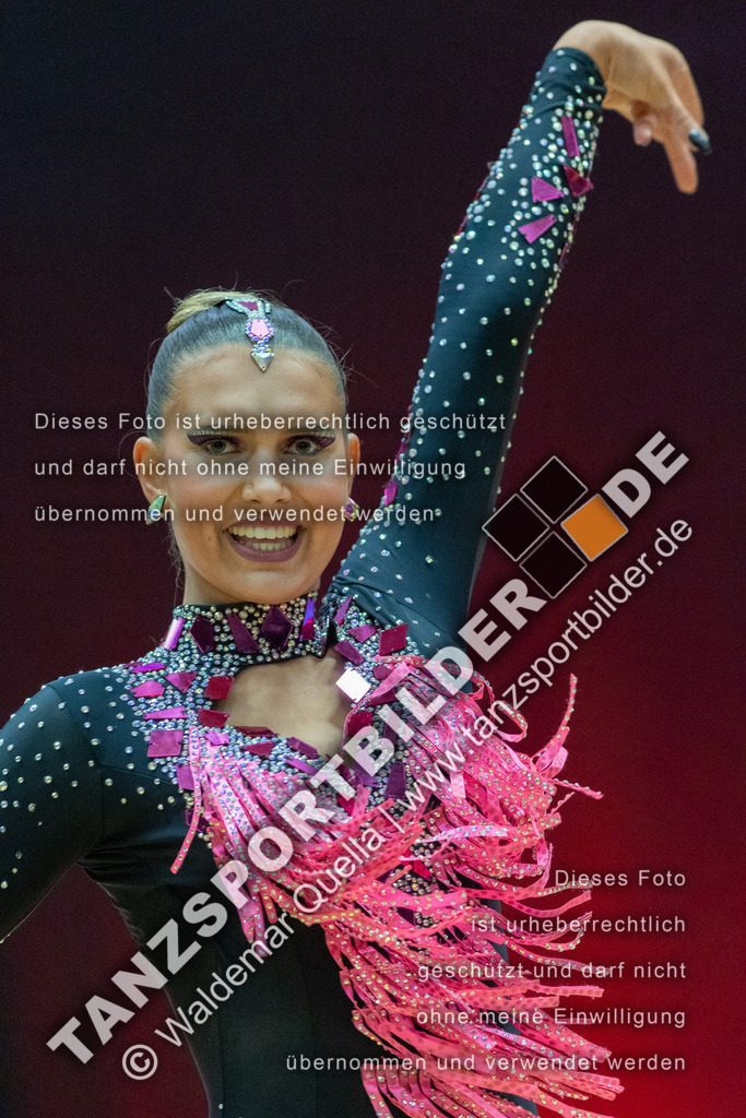 20230114-02055 | Hier finden Sie Tanz Bilder vom Latein und Standard Formationen tanzen. Sportbilder vom Tanzsport. Schöne Fotos und von Weltmeisterschaft, Europameisterschaft, Bundesliga, Regionalliga, Oberliga und Landesliga sowie von GOC Stuttgart, DanceComp, WM Bremen