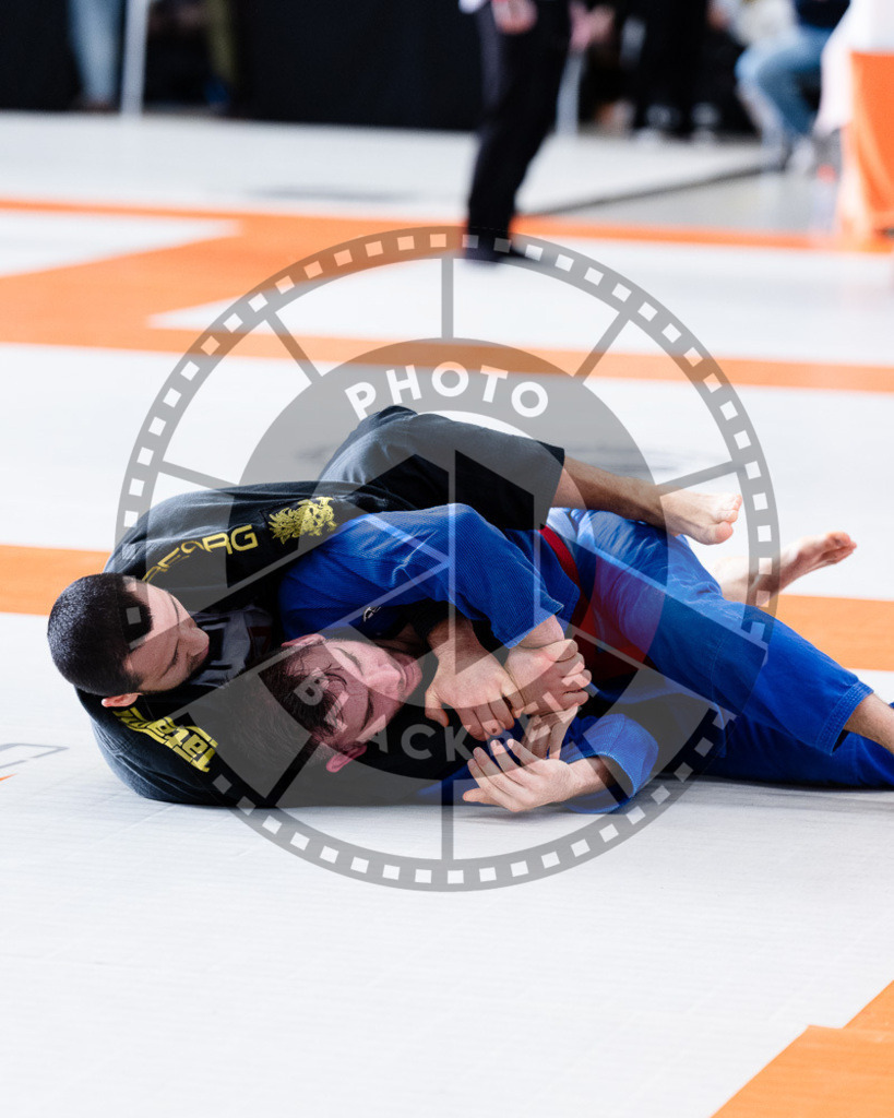 20251122PBB11372 | Athletes compete during the Grappling Industries Berlin Jiu-Jitsu and Grappling Championship, on November 22, 2025 in Berlin, Germany. © photoblackbelt