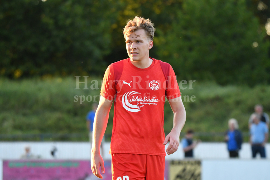 SpVgg Plattling | Sebastian Niedermayer (SpVgg Plattling) - Realisiert mit Pictrs.com