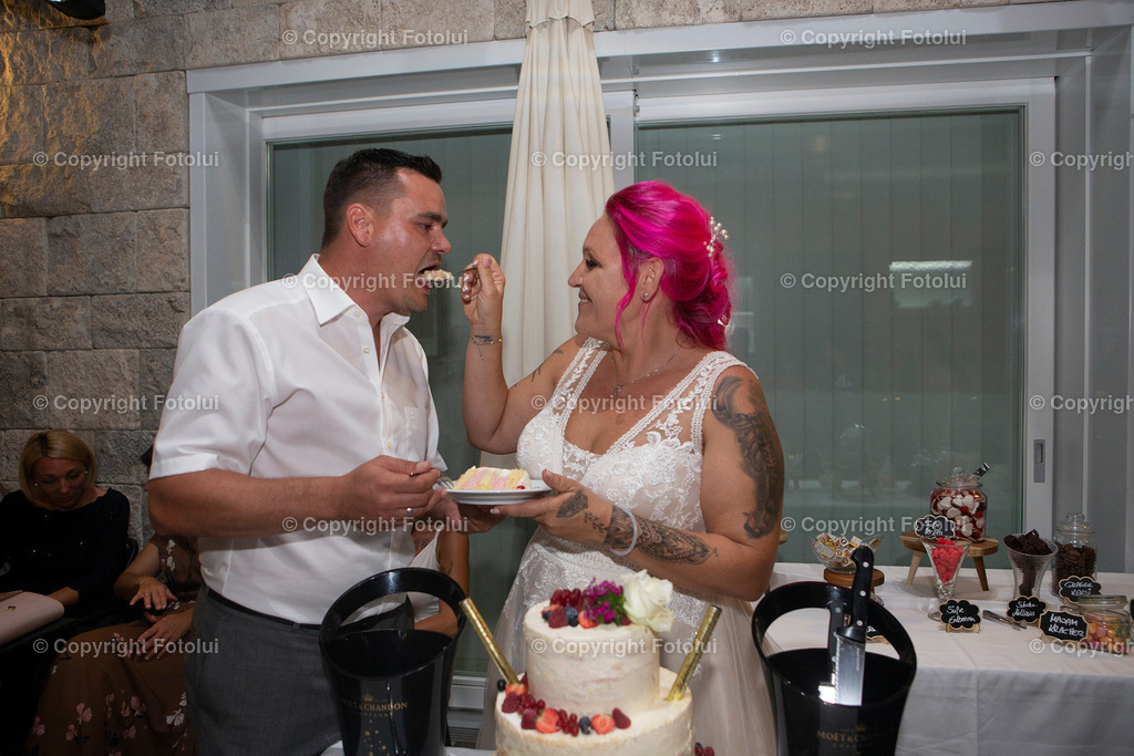 KERSTINFREDYHOCHZEIT_260822_236 | bilder, linz, photo, foto, fussball, sport, fotolui, bundesliga