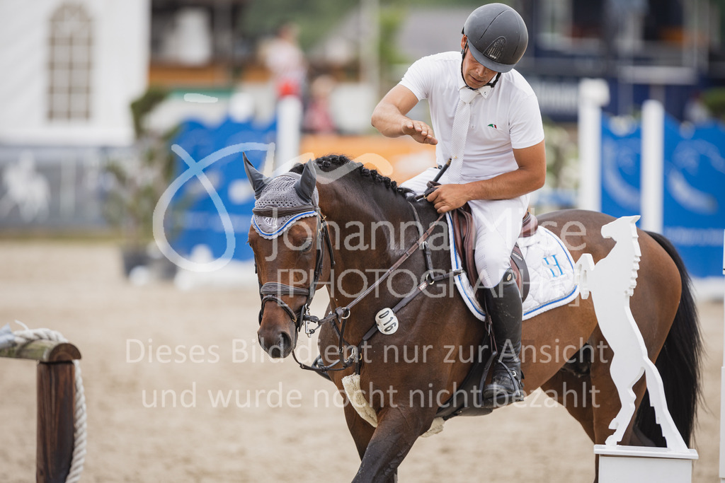 230622_PfSpTa_SprPfA2-145 | Deine schönsten Turniermomente als professionelle Fotos! Entdecke hochwertige Pferdesport-Fotografie im Online-Shop. Jetzt Fotos finden & bestellen!