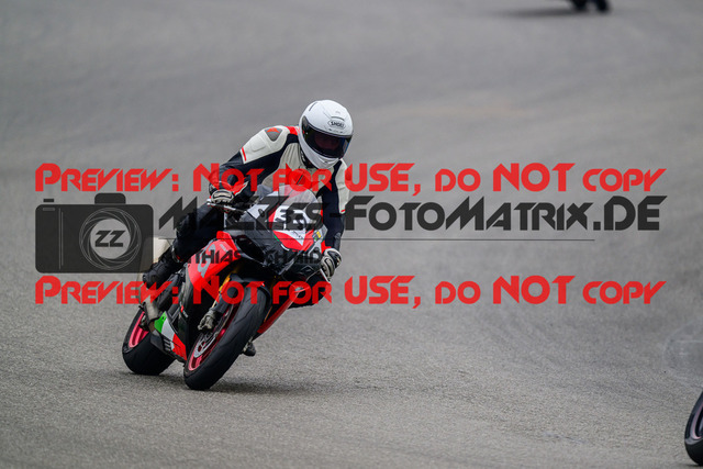 MaZZes_FotoMatrix_240521_6007705_2048 | GELB