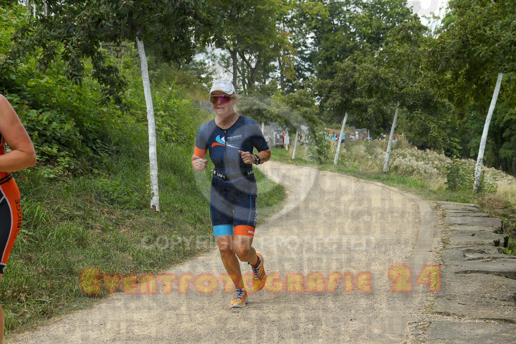 250824_1345_EX1_3539 | Sportfotografie im Rhein-Sieg Kreis, Köln, Bonn, NRW, Rheinland Pfalz, Hessen, etc. Unser Tätigkeitsfeld umfasst den Laufsport vom Volkslauf über den Marathon, Duathlon, Triathon bis zum Ultralauf wie Kölnpfad Ultra oder Schindertrail.