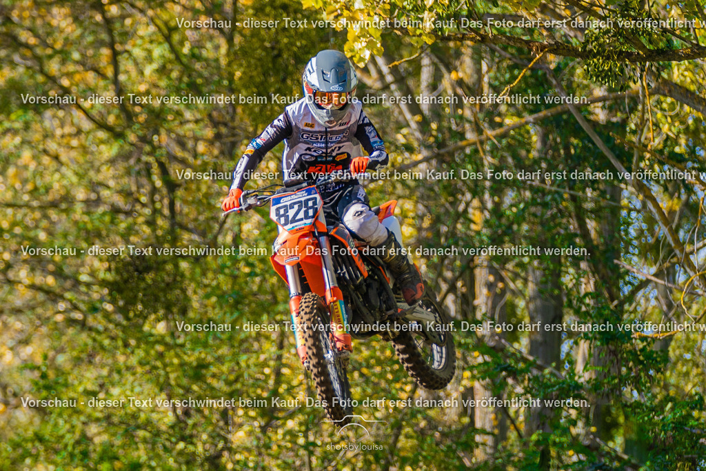 10_25_MCBernauerSchleife-6254 | Sportfotografin aus Berlin-Brandenburg mit Fokus auf Motocross. Ich halte deine sportliche Leistung und echte Emotionen auf und neben der Strecke professionell fest. Entdecke die Fotos von deinem Rennen und bestelle sie direkt hier im Shop.