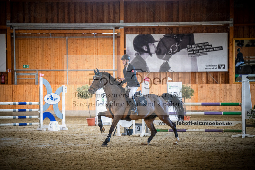 DOS_1576 | Entdecke hochwertige Reitturnierfotos von Foto Oger. Professionell, emotional und authentisch – jetzt Lieblingsmomente im Shop bestellen.Deutschlandweite Turnierfotografie. - Realisiert mit Pictrs.com