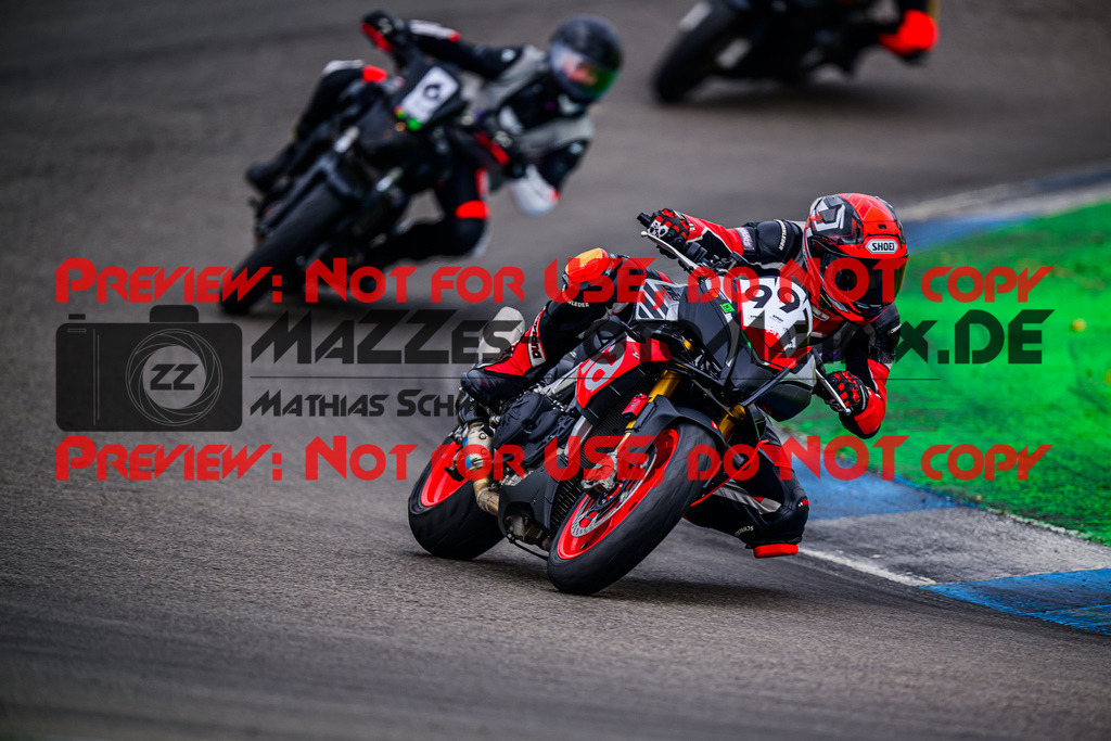 MaZZes_FotoMatrix_240614_6007705_2-433 | INST