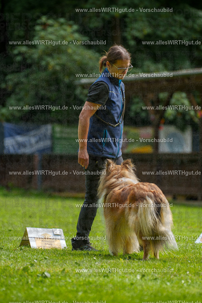 @allesWIRTHgut_Tierfotografie - www.allesWIRTHgut.de - 095711-7R507885 | Professionelle Tierfotografie in Mönchengladbach von Daniel Wirth (allesWIRTHgut). Liebevolle & natürliche Bilder von Hunden & Katzen für unvergessliche Erinnerungen.