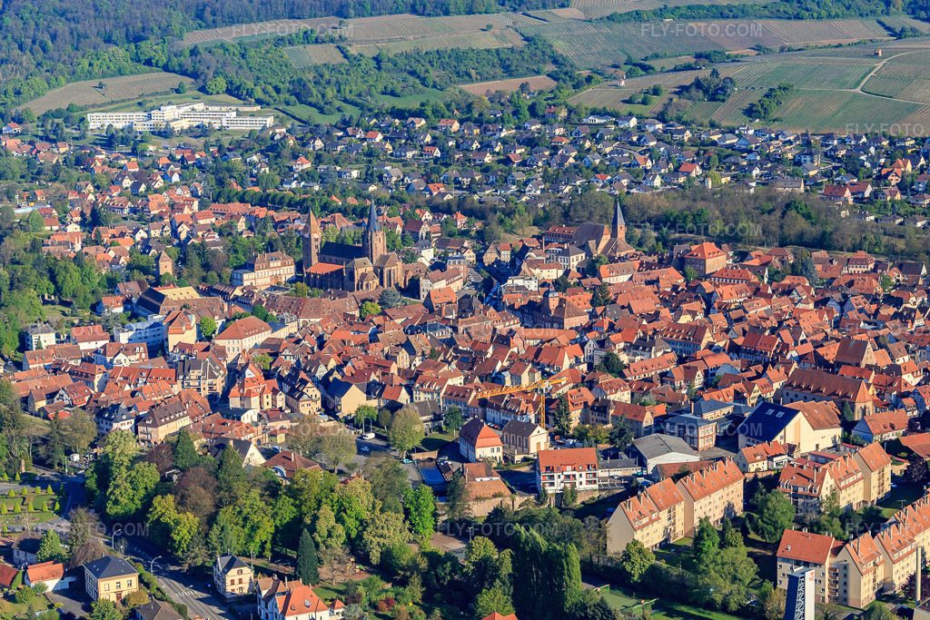 Aerial view: City overview from the southeast in Wissembourg in the state Bas-Rhin, France. – Photo: IMG_099290.jpg taken on 04/30/2017 by Werner Riehm/FLY-FOTO.com – Resolution of the original: 5399 x 3599 px
