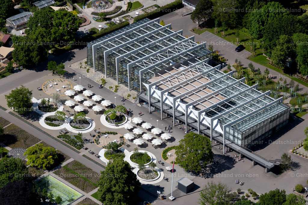 4045798 | ERFURT 14.06.2021 Wüsten- und Urwaldhaus " Danakil " im egapark im Ortsteil Hochheim in Erfurt im Bundesland Thüringen, Deutschland. Weiterführende Informationen bei: Bundesgartenschau Erfurt 2021 gemeinnützige GmbH,  Erfurter Garten- und Ausstellungs gemeinnützige GmbH,  Riedel Bau GmbH &amp; Co. KG,  SWE Stadtwerke Erfurt GmbH,  henchion+reuter. // Wuesten- and Urwaldhaus " Danakil " in egapark in the district Hochheim in Erfurt in the state Thuringia, Germany. Further information at: Bundesgartenschau Erfurt 2021 gemeinnuetzige GmbH,  Erfurter Garten- und Ausstellungs gemeinnuetzige GmbH,  Riedel Bau GmbH &amp; Co. KG,  SWE Stadtwerke Erfurt GmbH,  henchion+reuter. Foto: Gerhard Launer