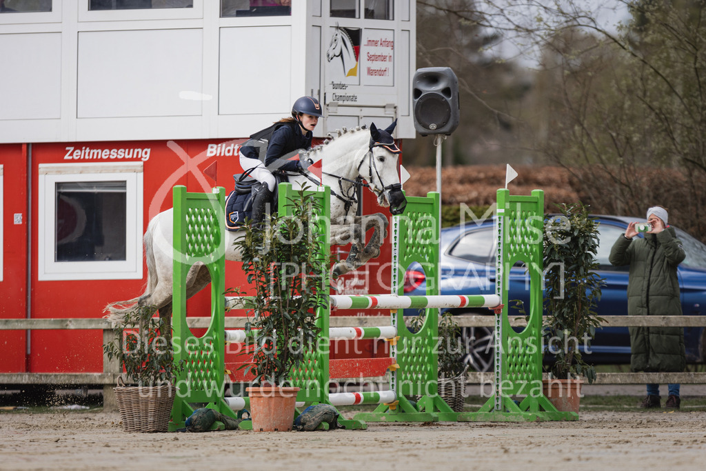 230402_MünsterHandorf_PonyTrophy-373 | Deine schönsten Turniermomente als professionelle Fotos! Entdecke hochwertige Pferdesport-Fotografie im Online-Shop. Jetzt Fotos finden & bestellen!