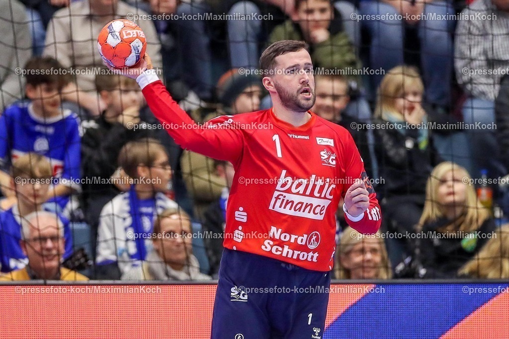 Gum11022501062 | 11.02.2025, Handball, European League - Hauptrunde Gruppe IV, VfL Gummersbach - SG Flensburg-Handewitt, Schwalbe-Arena: Torhüter Benjamin Buric (Flensburg-Handewitt #1)