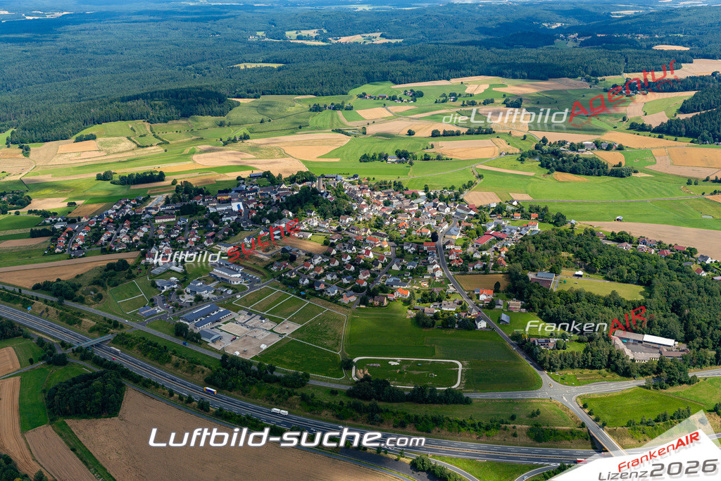Aktuelles Luftbild von  Thierstein Kauf mit Lizenz / Bildrechten möglich- Die Luftaufnahme wurde 2021 mittels UL-Flugzeug erstellt ( keine Drohne ) - hochauflösende Kamera-Systeme von  Canon -Beste Qualität - Für grossformatige Ausdrucke geeignet. Die Geschenkidee !