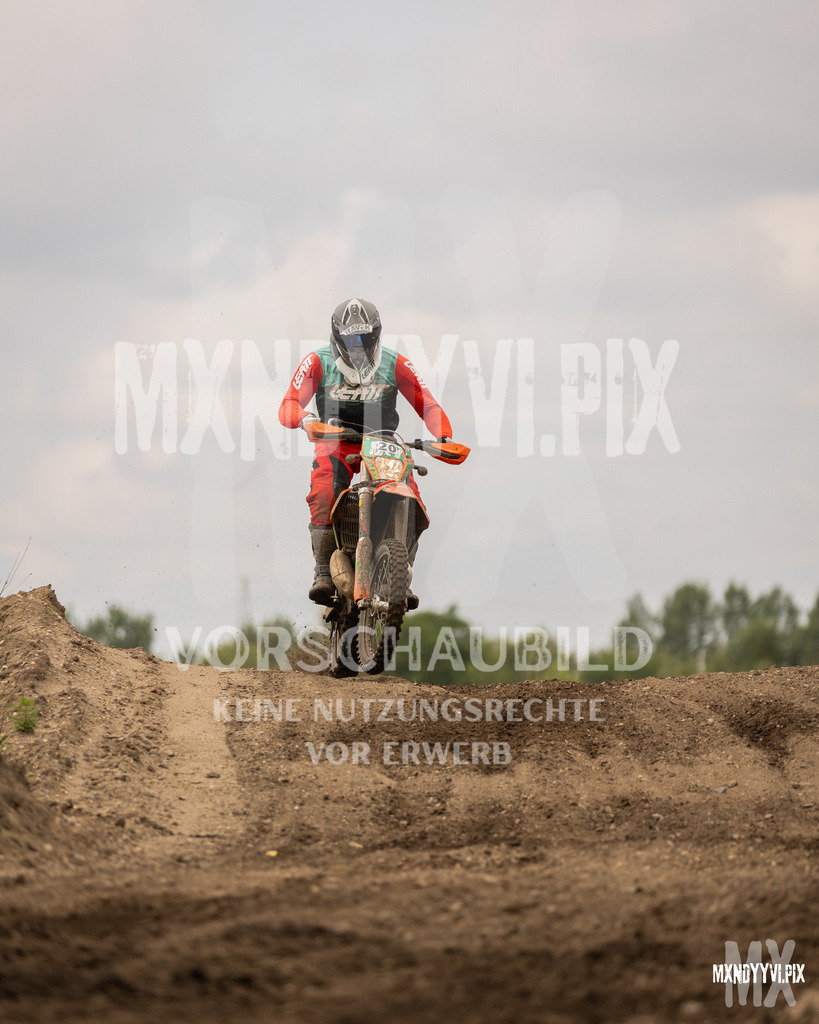 866A1598 | mxndyyvipix