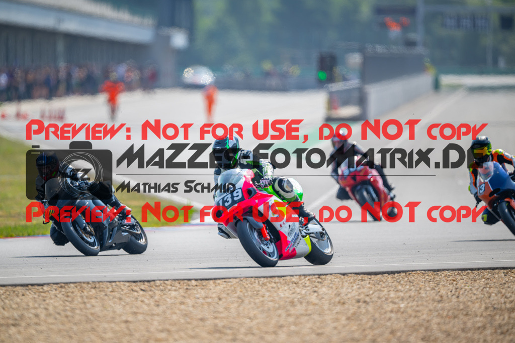 MaZZes-Fotomatrix-20260805-529188 | R1