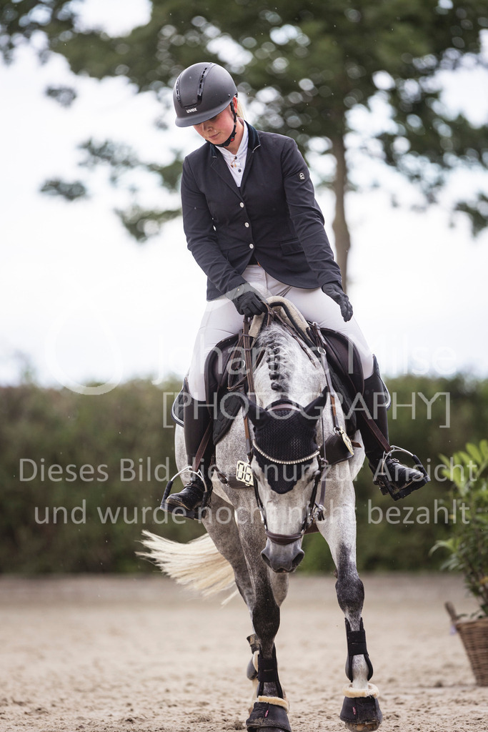 240616_Lemwerder_A2-Spr-210 | Deine schönsten Turniermomente als professionelle Fotos! Entdecke hochwertige Pferdesport-Fotografie im Online-Shop. Jetzt Fotos finden & bestellen!
