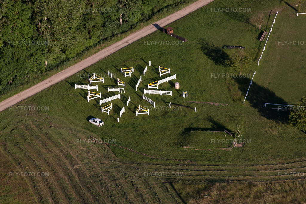Aerial view: Haras de la Née in Neewiller-près-Lauterbourg in the state Bas-Rhin, France.Photo: IMG_66597.jpg taken on 06/05/2014 by Werner Riehm/FLY-FOTO.comResolution of the original: 4752 x 3168 px