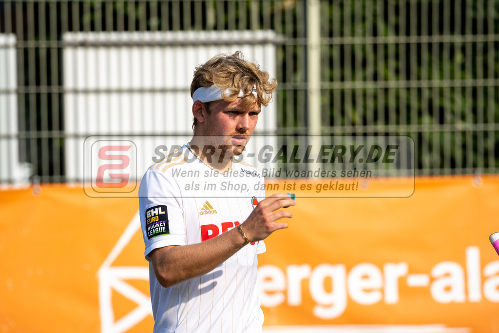 SFE_20220903_0110 | Thies Ole Prinz ( Rot-Weiss Köln #23 )  ; 1. Bundesliga Hockey Herren Rot-Weiss Köln - TSV Mannheim am 03.09.2022 in Köln (KTHC Stadion Rot-Weiss Köln Tennis and Hockey Club), Photo: Stephan Fehrmann 2022 (Sports-Gallery)