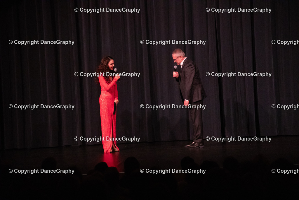 GPHY1443 | DanceGraphy - Realisiert mit Pictrs.com