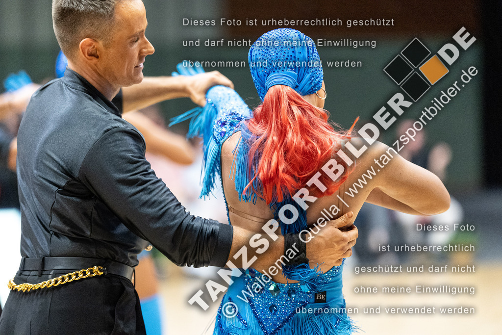 20240406-12418 | Hier finden Sie Tanz Bilder vom Latein und Standard Formationen tanzen. Sportbilder vom Tanzsport. Schöne Fotos und von Weltmeisterschaft, Europameisterschaft, Bundesliga, Regionalliga, Oberliga und Landesliga sowie von GOC Stuttgart, DanceComp, WM Bremen