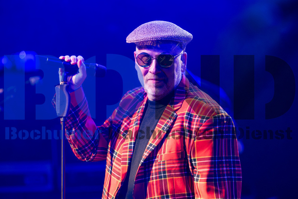 SES_GBAZEC20241227-23 | bond - Realisiert mit Pictrs.com