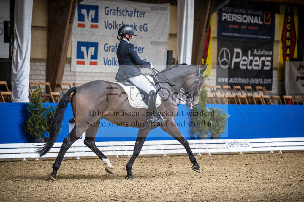 DOS_1375 | Entdecke hochwertige Reitturnierfotos von Foto Oger. Professionell, emotional und authentisch – jetzt Lieblingsmomente im Shop bestellen.Deutschlandweite Turnierfotografie. - Realisiert mit Pictrs.com
